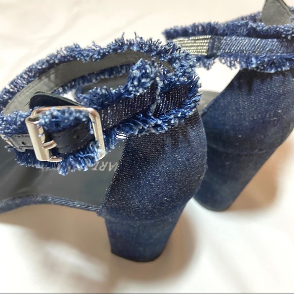 Stuart Weitzman Denim Chaingang Sandals - Picture 11 of 15